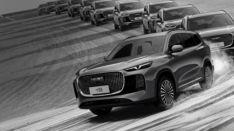 Автомобили уходят в онлайн: продажи машин на Ozon взлетели в 2,5 раза в 2025 году